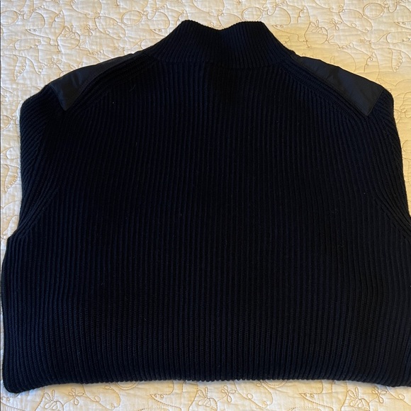 Hybrid Quilt and Knit Zip-Through Jacket in Navy - Picture 7 of 9